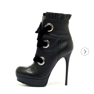 Alexander McQueen | Lace-Up Platform Boots